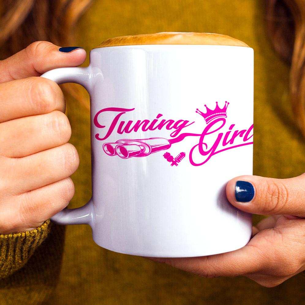 Tuning Girl Geschenk Tasse für die Auto & Motor Frau mit coolem Design